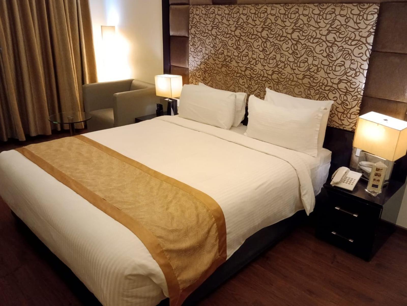Hotel Oxina Lygon Tiruchirappalli Exterior photo