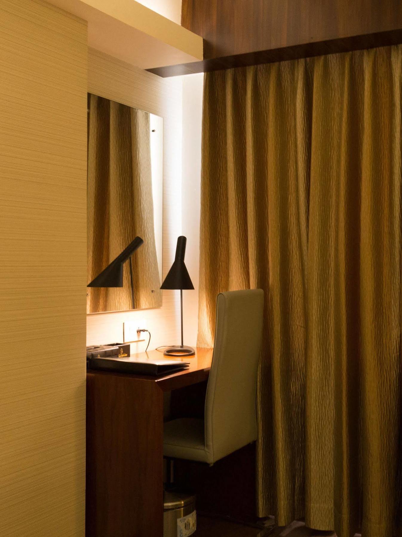 Hotel Oxina Lygon Tiruchirappalli Exterior photo